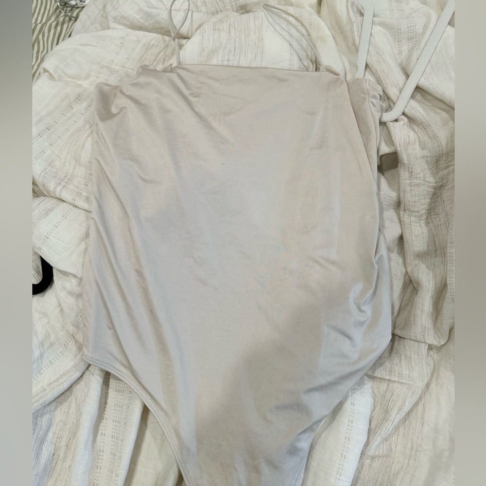 Abercrombie and fitch bodysuite